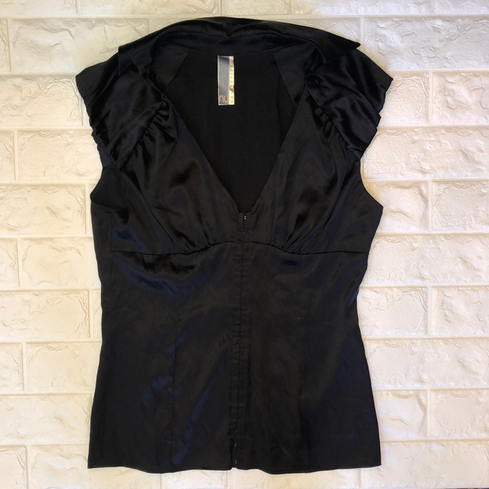 nu collective black silk capped sleeve blouse sz L
